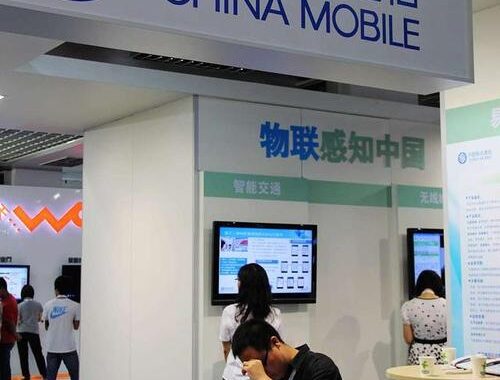 中国移动电话：发展历程、技术创新与未来展望