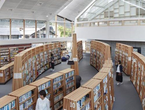 福冈市立図書館：如何高效利用资源，提升阅读体验？