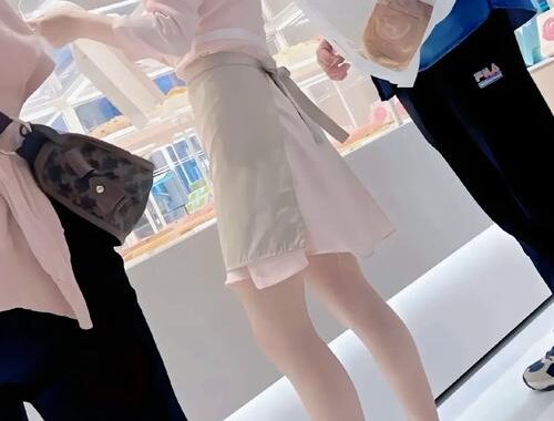 好利来服务员：以卓越服务诠释甜品艺术