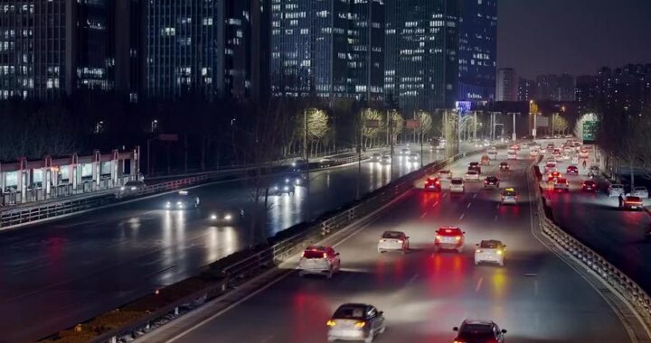夜晚小视频在线观看：探索深夜的无限魅力与精彩瞬间