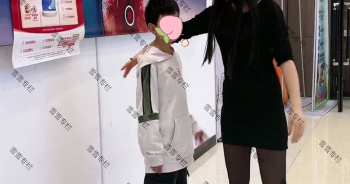 爱穿丝袜的妈妈：时尚与母爱的完美融合
