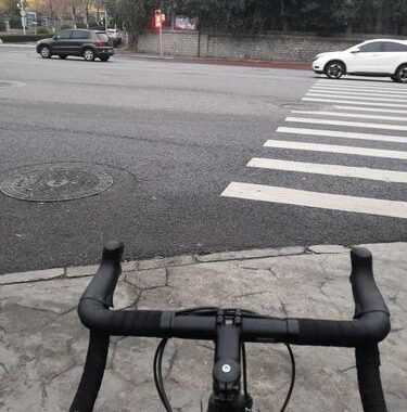 如何高效利用在线资源向前辈请教：一次深度分析与实践指南