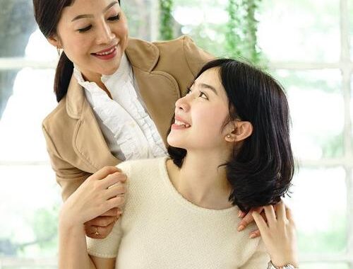 妈妈成了家里保姆儿媳妇：家庭角色错位与和解之路