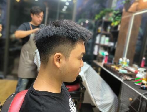 今天适合理发吗？全方位解析与实用指南