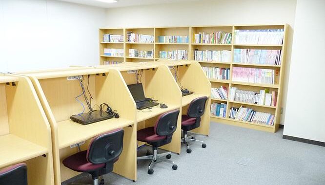 入间市図書館：知识的殿堂，文化的绿洲