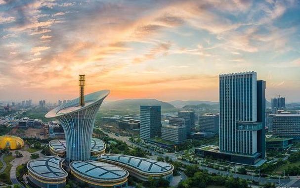 湖北省武汉市东湖新技术开发区：中国光谷的崛起与发展