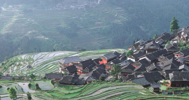 黔南布依族苗族自治州：多彩民族风情与丰富自然资源的交汇之地