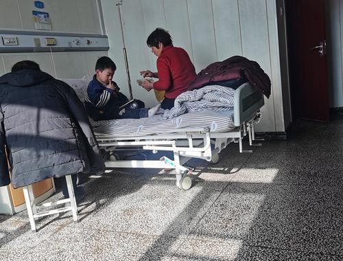 新小山市民病院：现代化医疗服务的典范