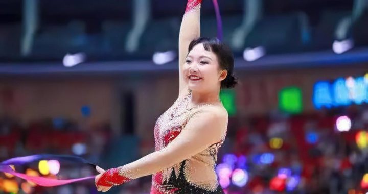 楚楚Baby：从网络红人到公益大使的蜕变之旅