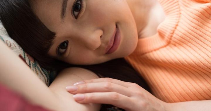 桥本香菜第一季：音乐之旅的璀璨启航