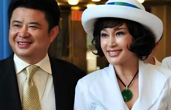 刘晓庆结婚了吗？她的婚姻历程与现状揭秘